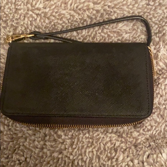 Michael Kors wallet - Picture 3 of 5